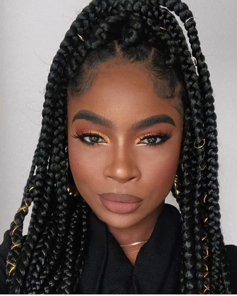 Face-Flattering Knotless Braids: Tips for Perfectly Styled Looks ...